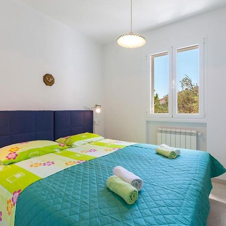 Holiday Home Duje Трогир Екстериор снимка